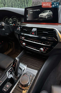 Седан BMW 5 Series 2018 в 