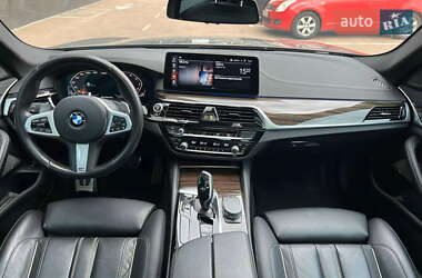 Седан BMW 5 Series 2021 в 