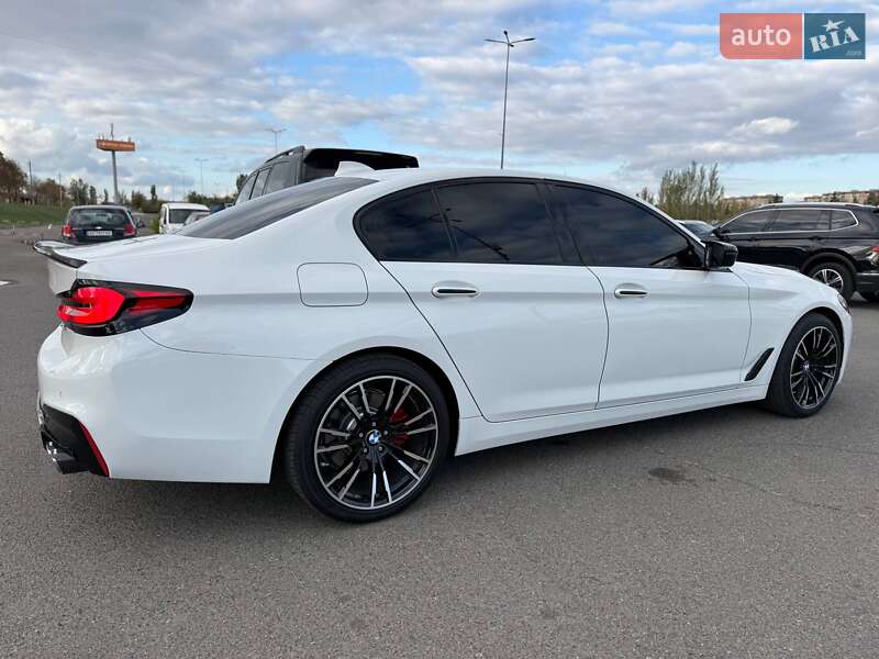 Седан BMW 5 Series 2017 в Кривом Роге