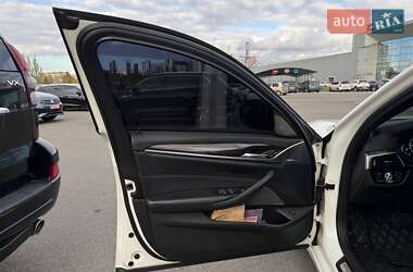 Седан BMW 5 Series 2017 в 