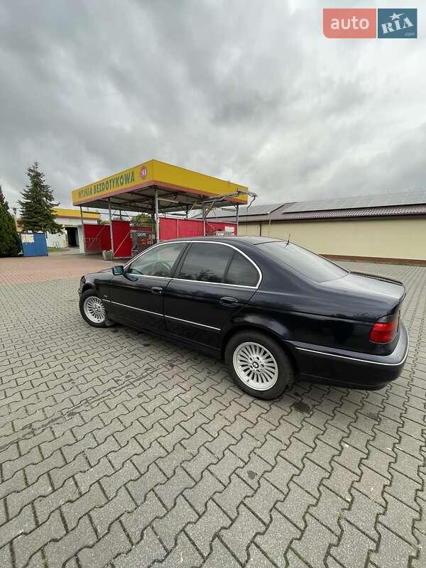 BMW 5 Series 1998