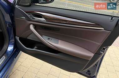 Седан BMW 5 Series 2021 в 
