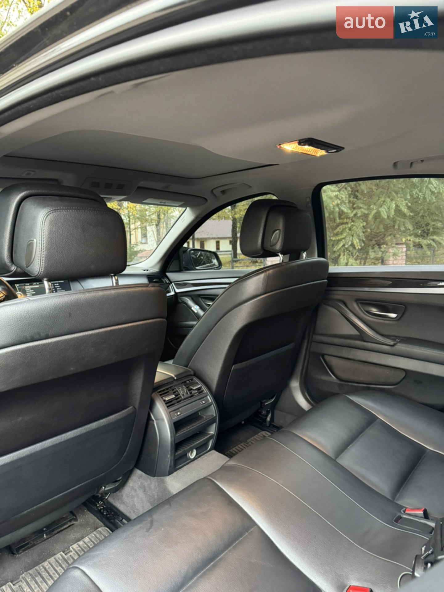2011 BMW 5er - мініатюра 16