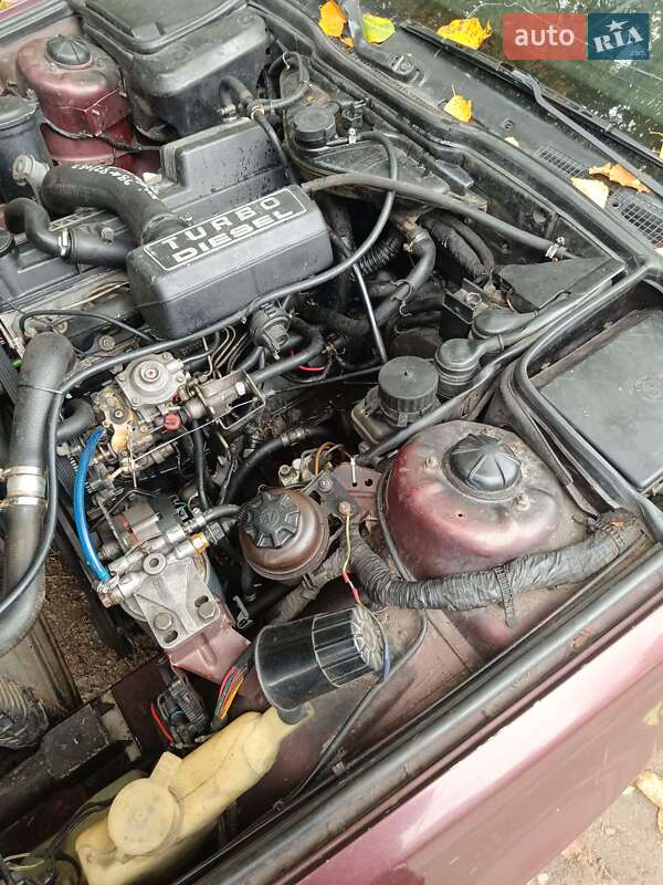 Седан BMW 5 Series 1989 в Голобах