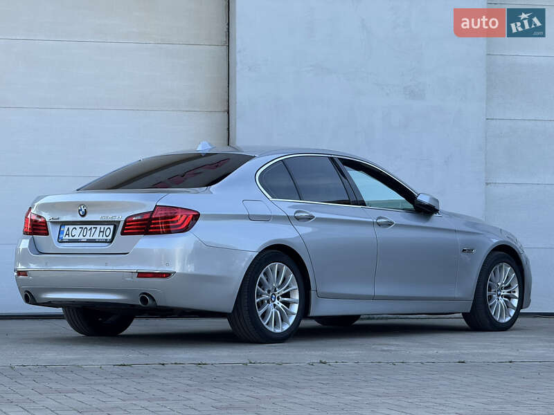 Седан BMW 5 Series 2014 в Сарнах