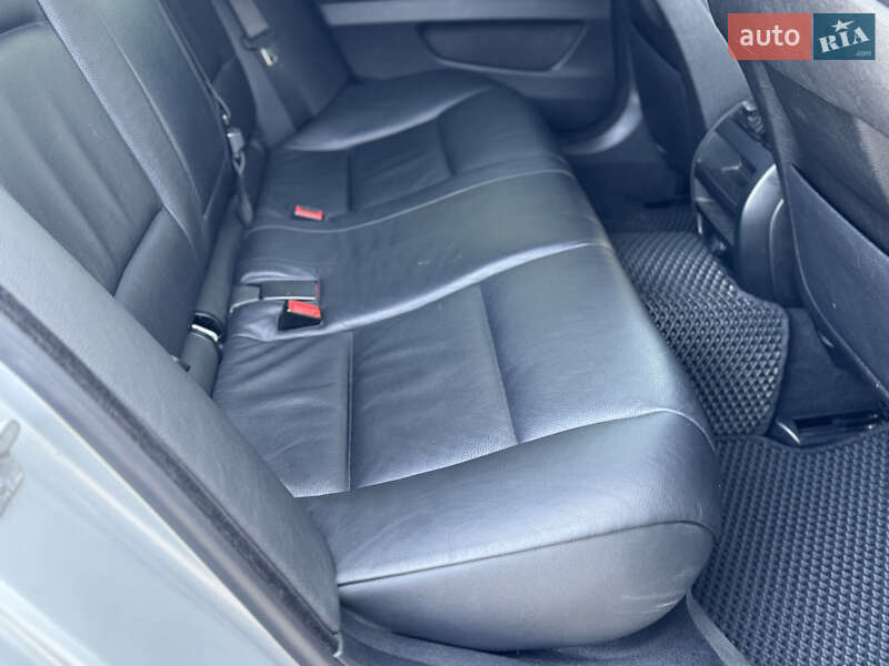 Седан BMW 5 Series 2014 в Сарнах