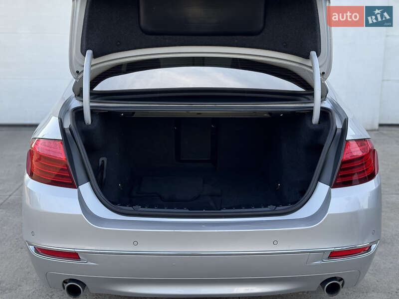 Седан BMW 5 Series 2014 в Сарнах