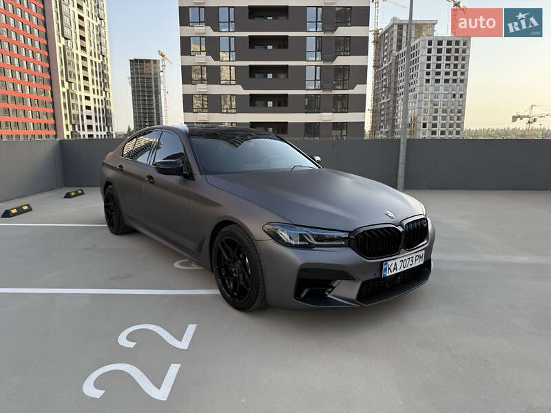 Седан BMW 5 Series 2018 в Киеве фото 3 Седан BMW 5 Series 2018 в Киеве