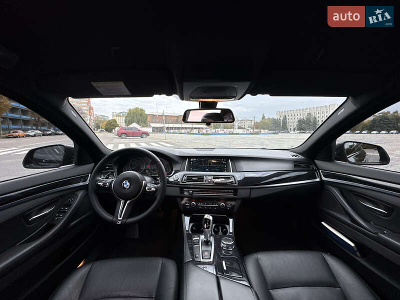 Седан BMW 5 Series 2014 в Кременчуці