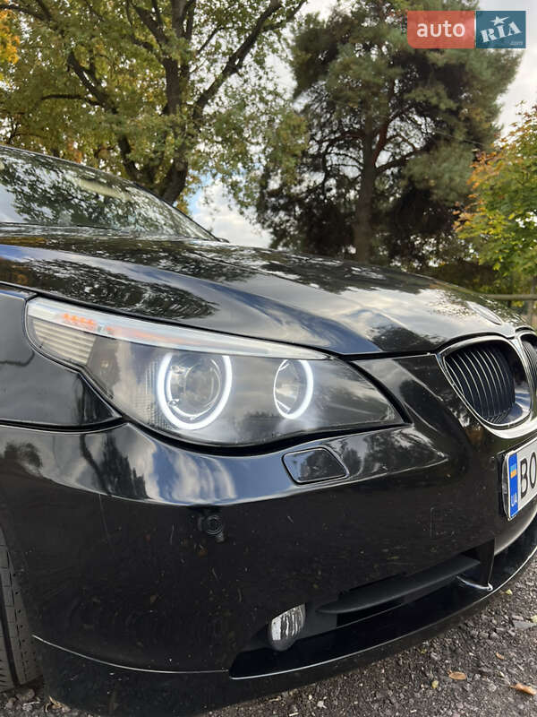 Седан BMW 5 Series 2003 в Ровно