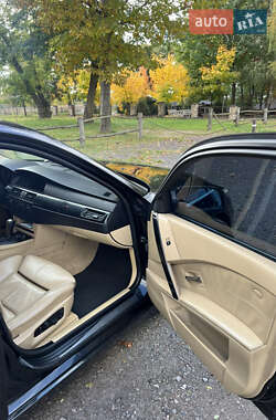 Седан BMW 5 Series 2003 в 