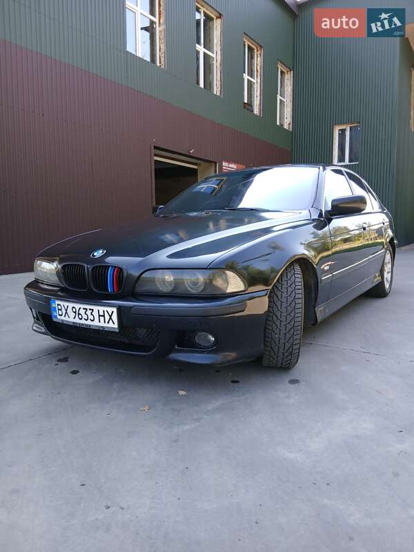 Седан BMW 5 Series 2000 в Славуті
