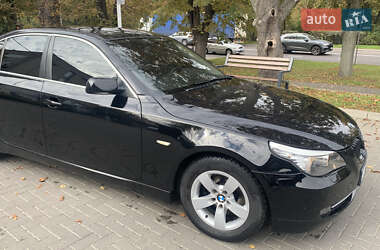 Седан BMW 5 Series 2008 в 