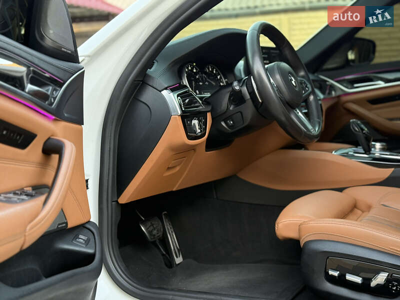 Седан BMW 5 Series 2017 в Миколаєві