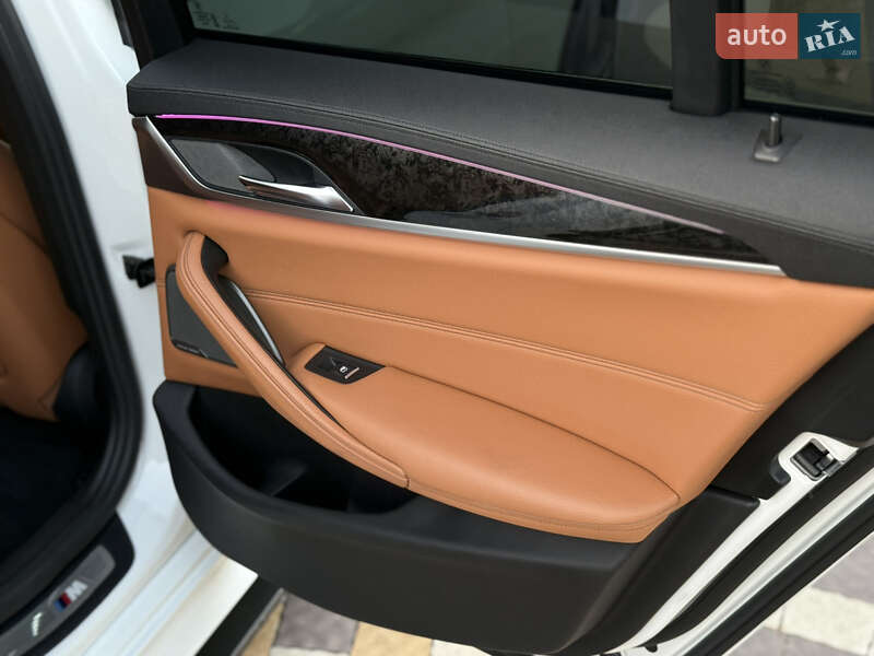 Седан BMW 5 Series 2017 в Миколаєві