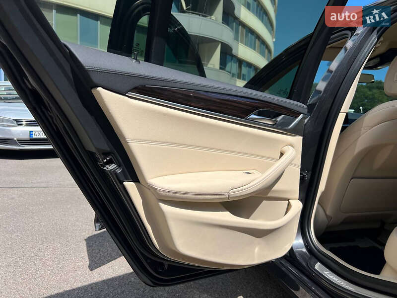 Седан BMW 5 Series 2017 в Одесі фото 25 Седан BMW 5 Series 2017 в Одесі