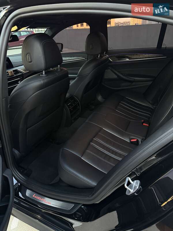 Седан BMW 5 Series 2017 в Києві