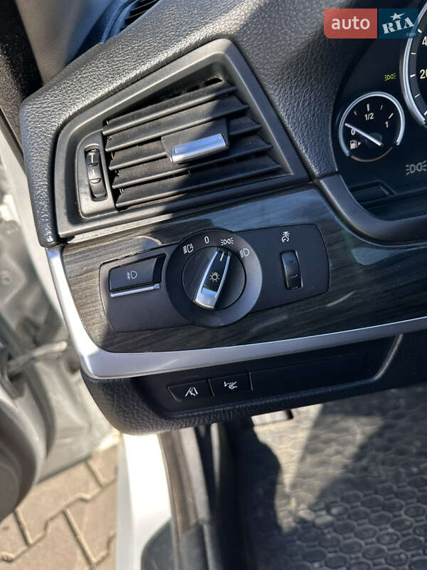 Седан BMW 5 Series 2013 в Чернівцях