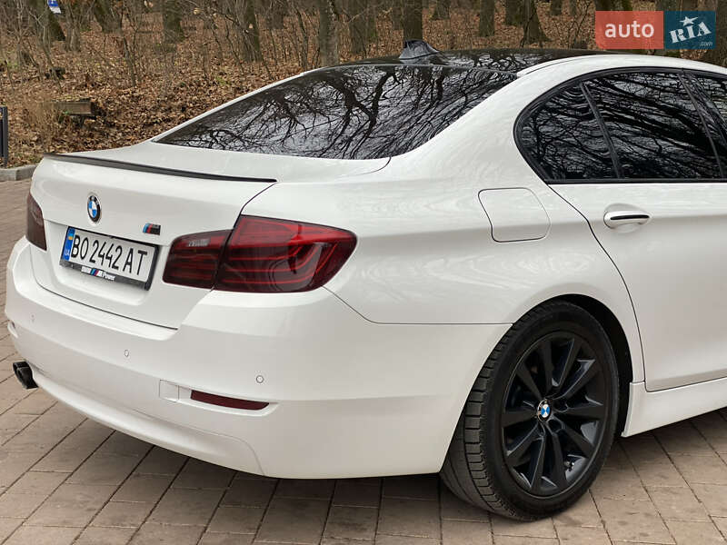 Седан BMW 5 Series 2014 в Тернополе