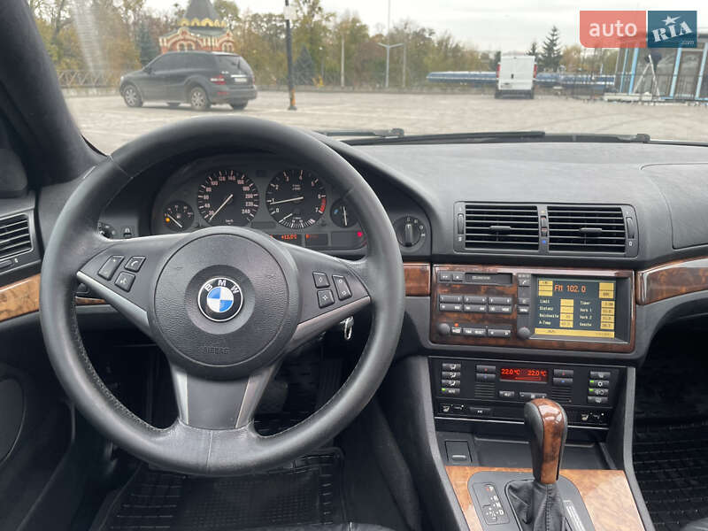 Седан BMW 5 Series 1998 в Харкові