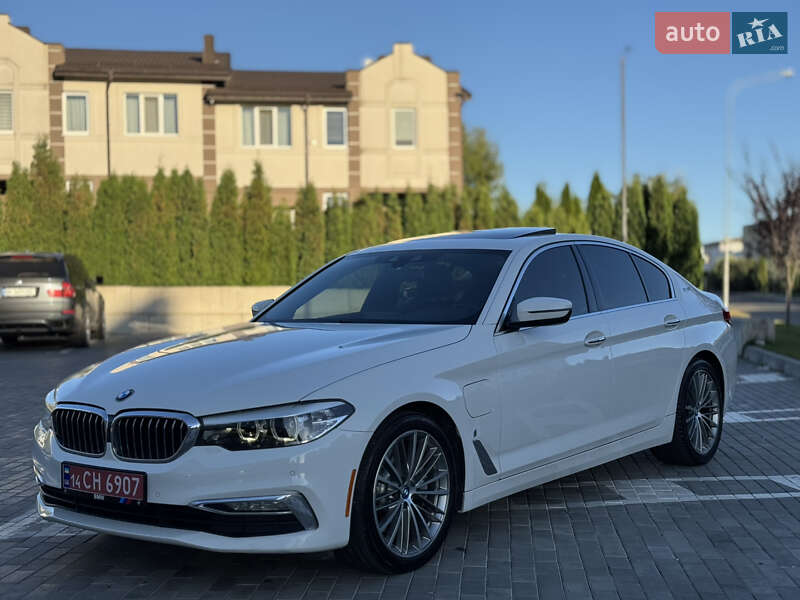 Седан BMW 5 Series 2018 в Ровно фото 30 Седан BMW 5 Series 2018 в Ровно