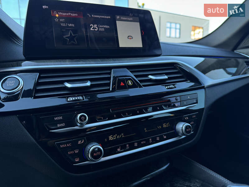 Седан BMW 5 Series 2018 в Ровно фото 51 Седан BMW 5 Series 2018 в Ровно