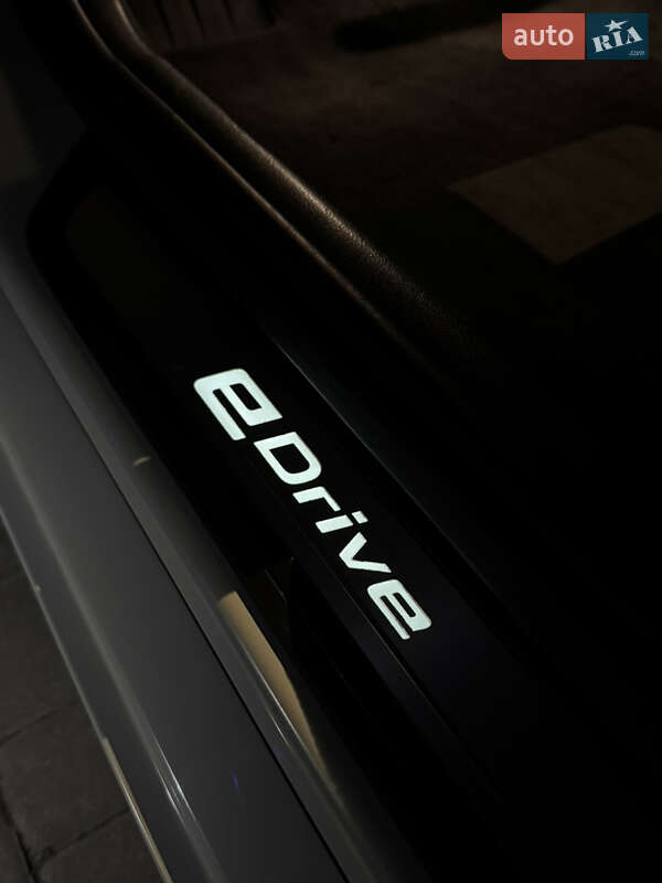 Седан BMW 5 Series 2018 в Ровно фото 89 Седан BMW 5 Series 2018 в Ровно