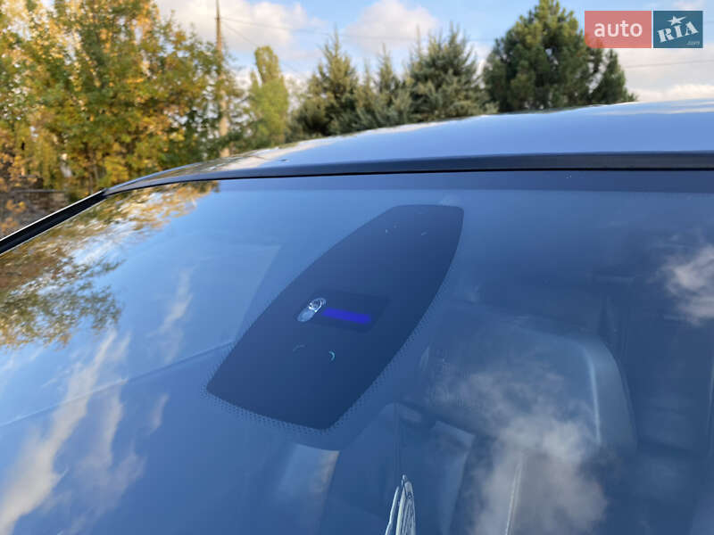Седан BMW 5 Series 2004 в Харкові