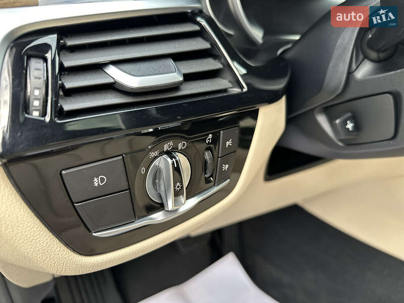 Седан BMW 5 Series 2017 в Самборе фото 16 Седан BMW 5 Series 2017 в Самборе