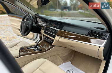 Седан BMW 5 Series 2013 в 