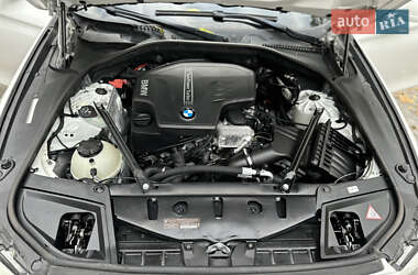 Седан BMW 5 Series 2013 в 