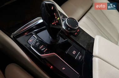 Седан BMW 5 Series 2017 в 