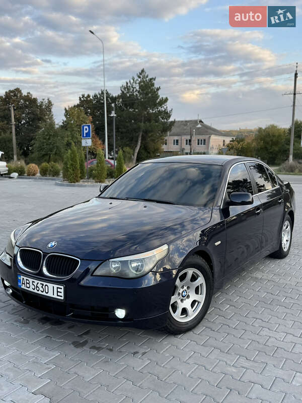 Седан BMW 5 Series 2003 в Ямполе