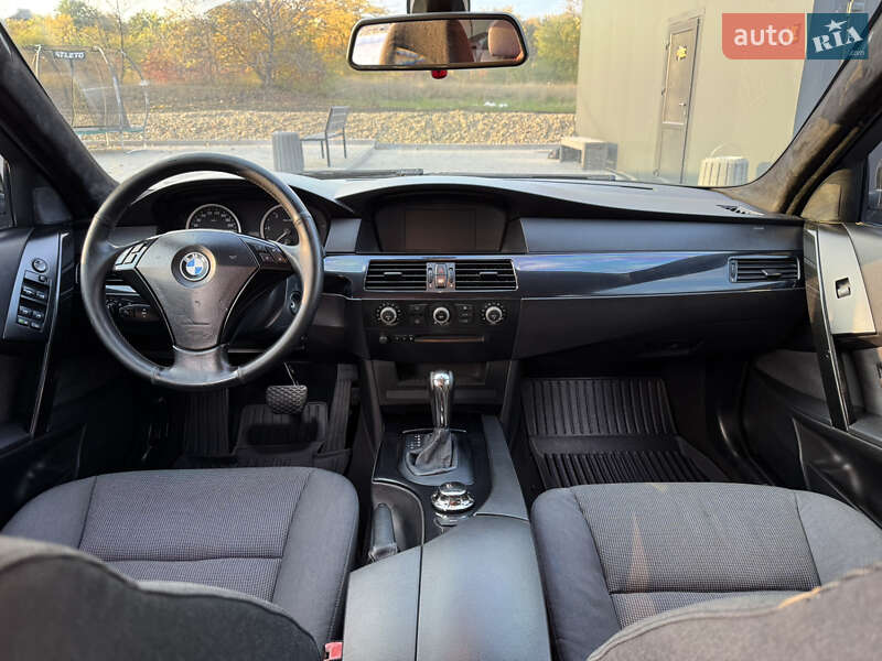 Седан BMW 5 Series 2003 в Ямполе