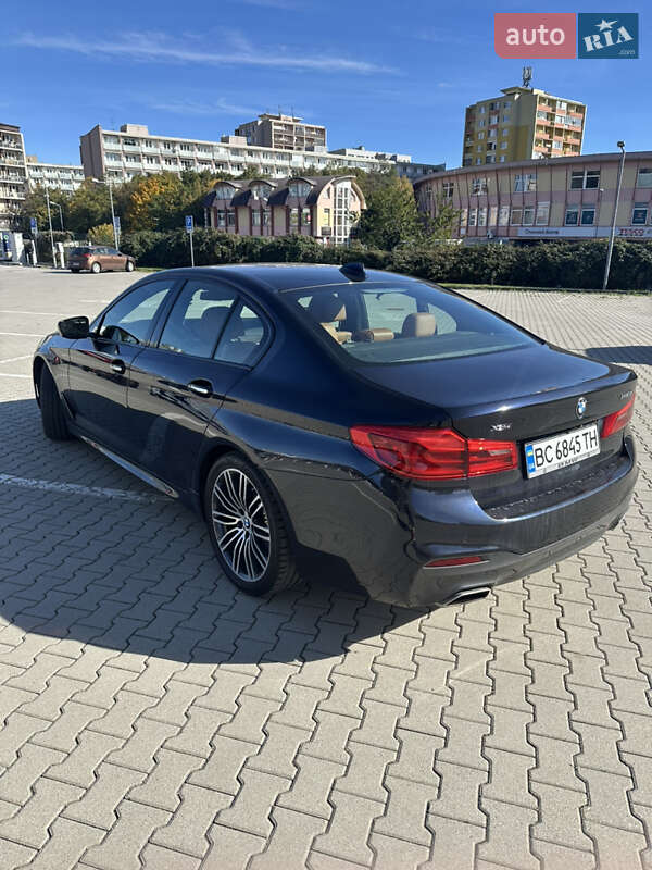 Седан BMW 5 Series 2017 в Львові