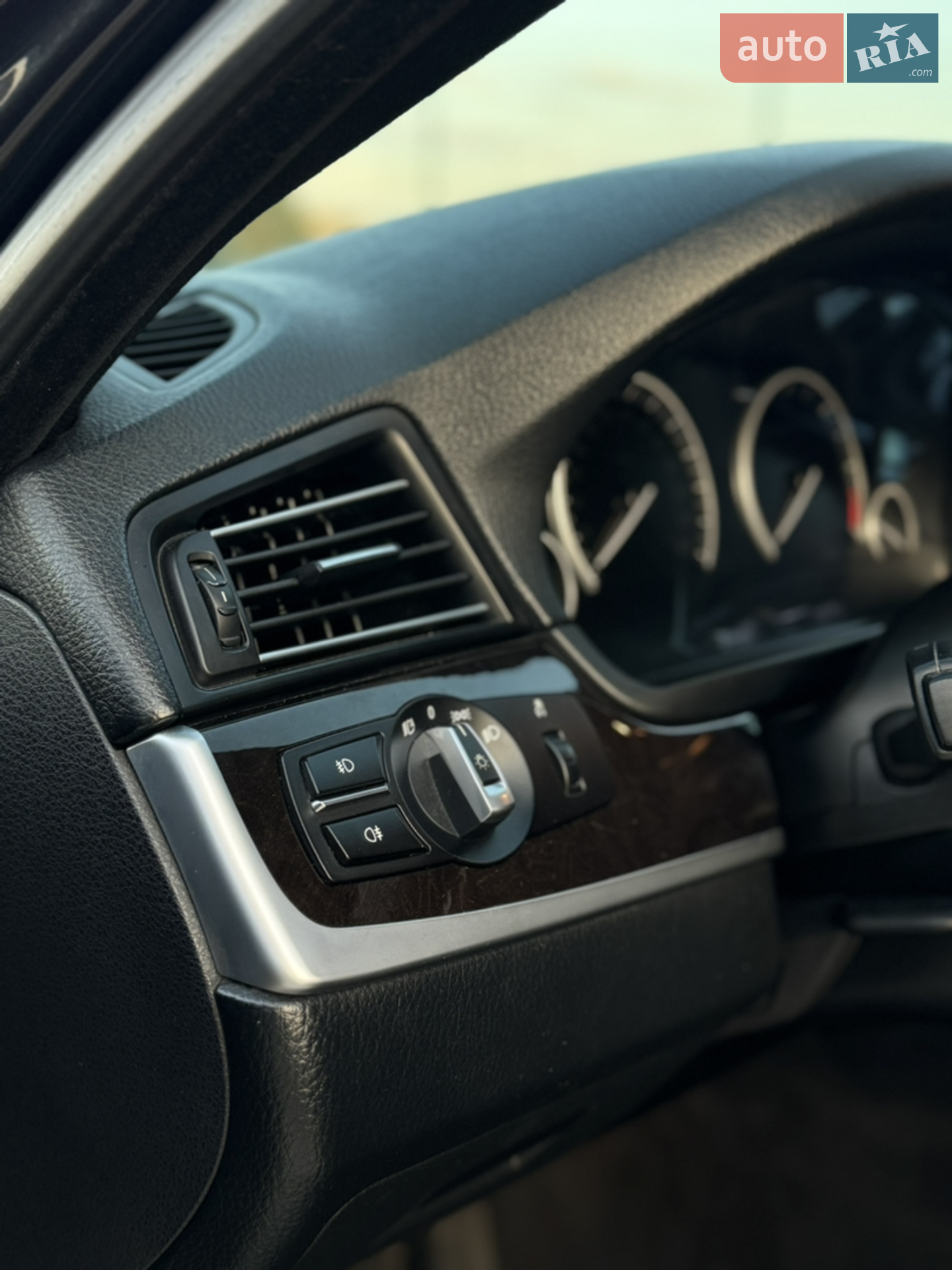 2011 BMW 5er - мініатюра 34