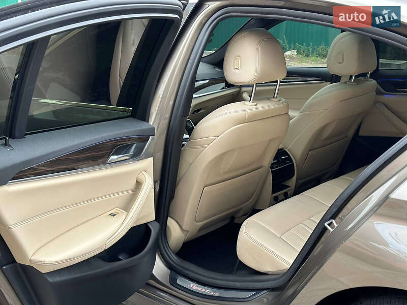 Седан BMW 5 Series 2017 в Киеве