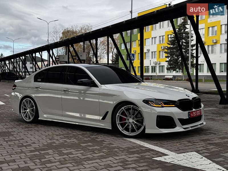 Седан BMW 5 Series 2017 в Тернополе