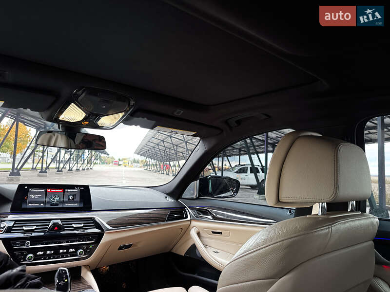 Седан BMW 5 Series 2017 в Тернополе