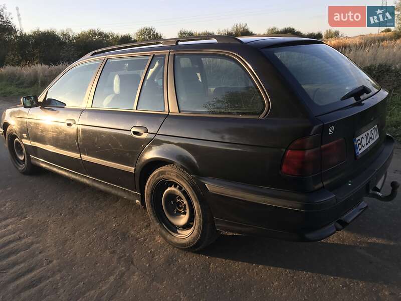Універсал BMW 5 Series 1998 в Львові