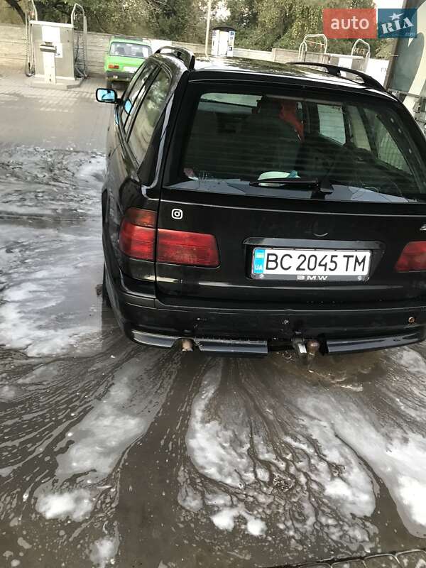 Універсал BMW 5 Series 1998 в Львові
