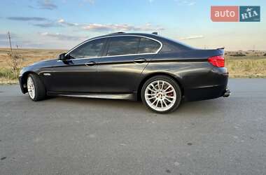 Седан BMW 5 Series 2011 в 