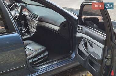 Седан BMW 5 Series 2001 в 