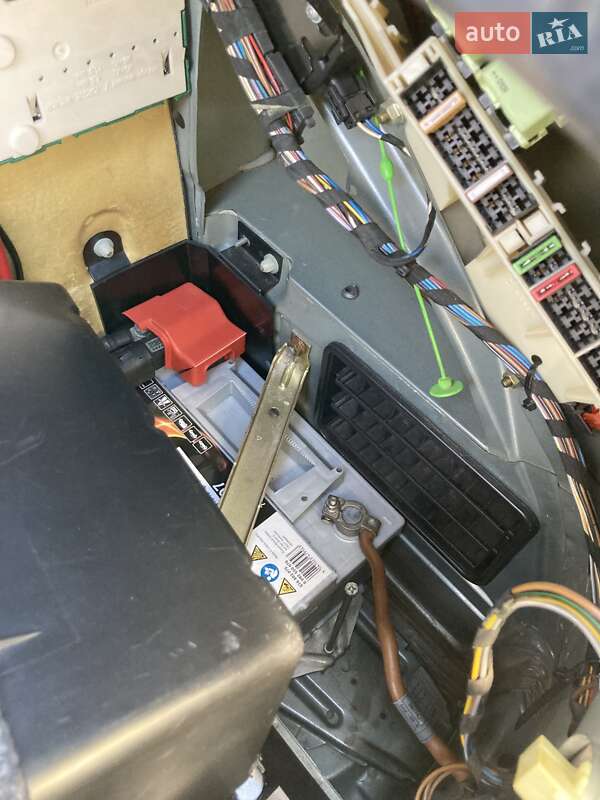 Седан BMW 5 Series 2001 в Киеве