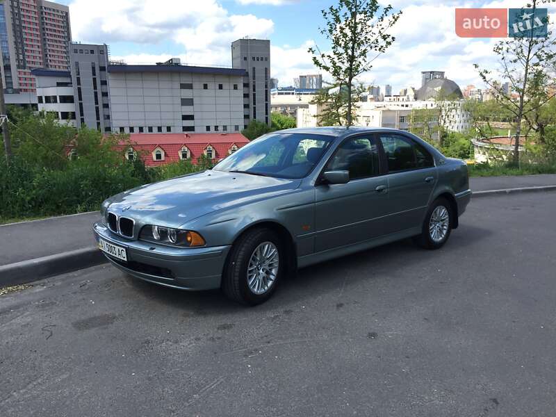 BMW 5 Series 2001