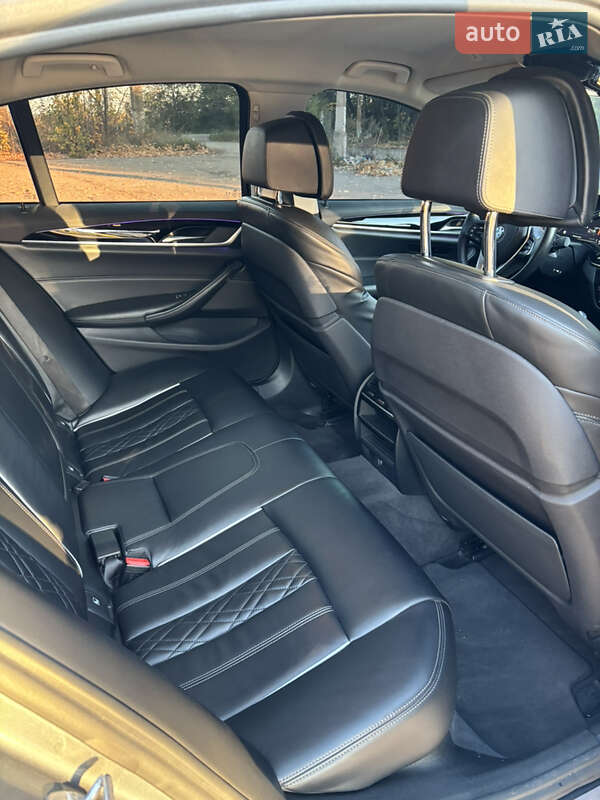 Седан BMW 5 Series 2017 в Івано-Франківську