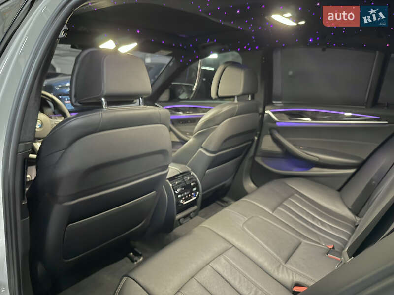 Седан BMW 5 Series 2017 в Днепре