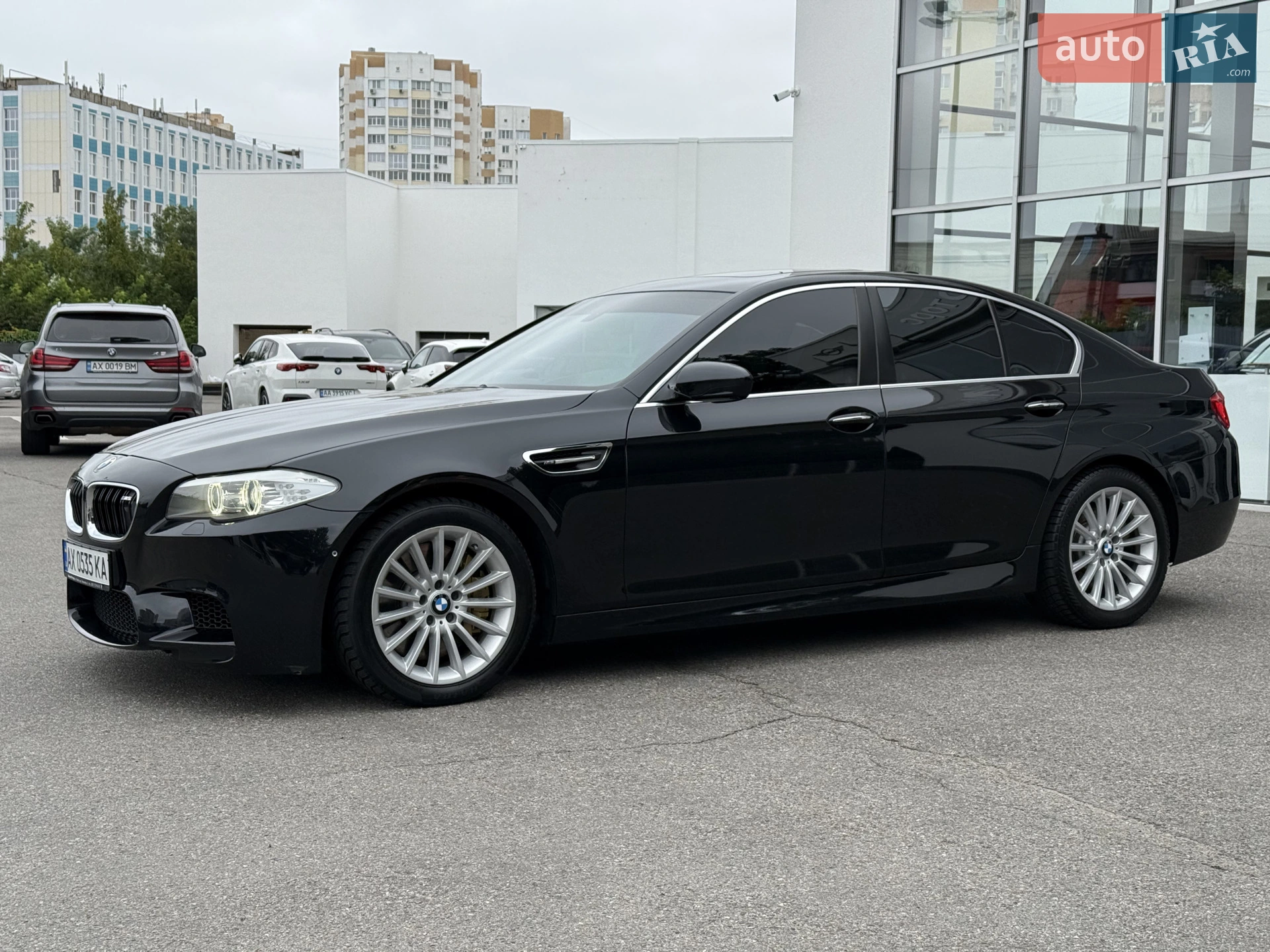 2011 BMW 5er - мініатюра 2