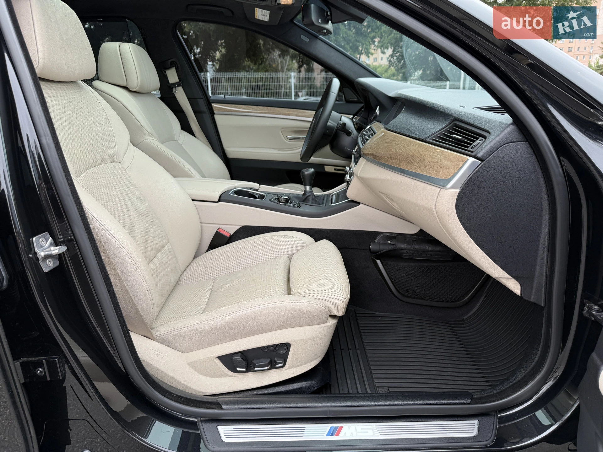2011 BMW 5er - мініатюра 20