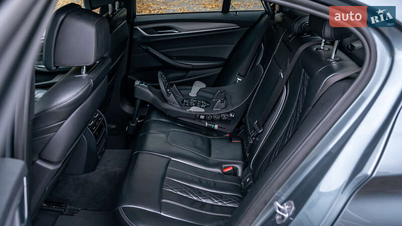Седан BMW 5 Series 2019 в Хмельницком